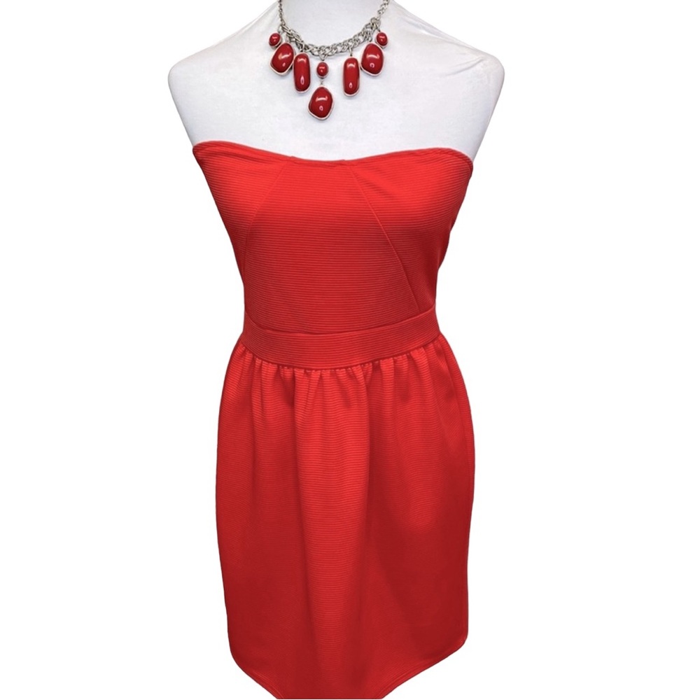 Everly Strapless Red Stretchy Dress